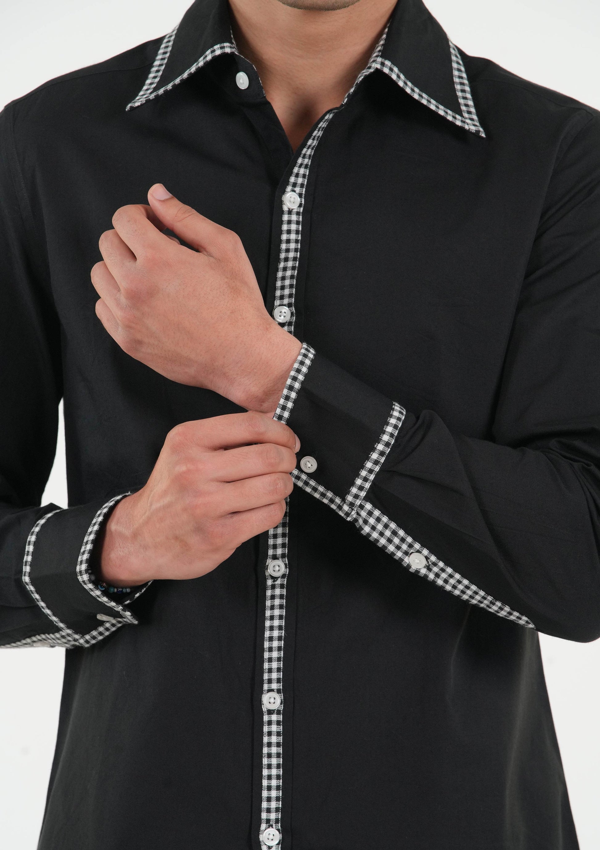 Clutch Black