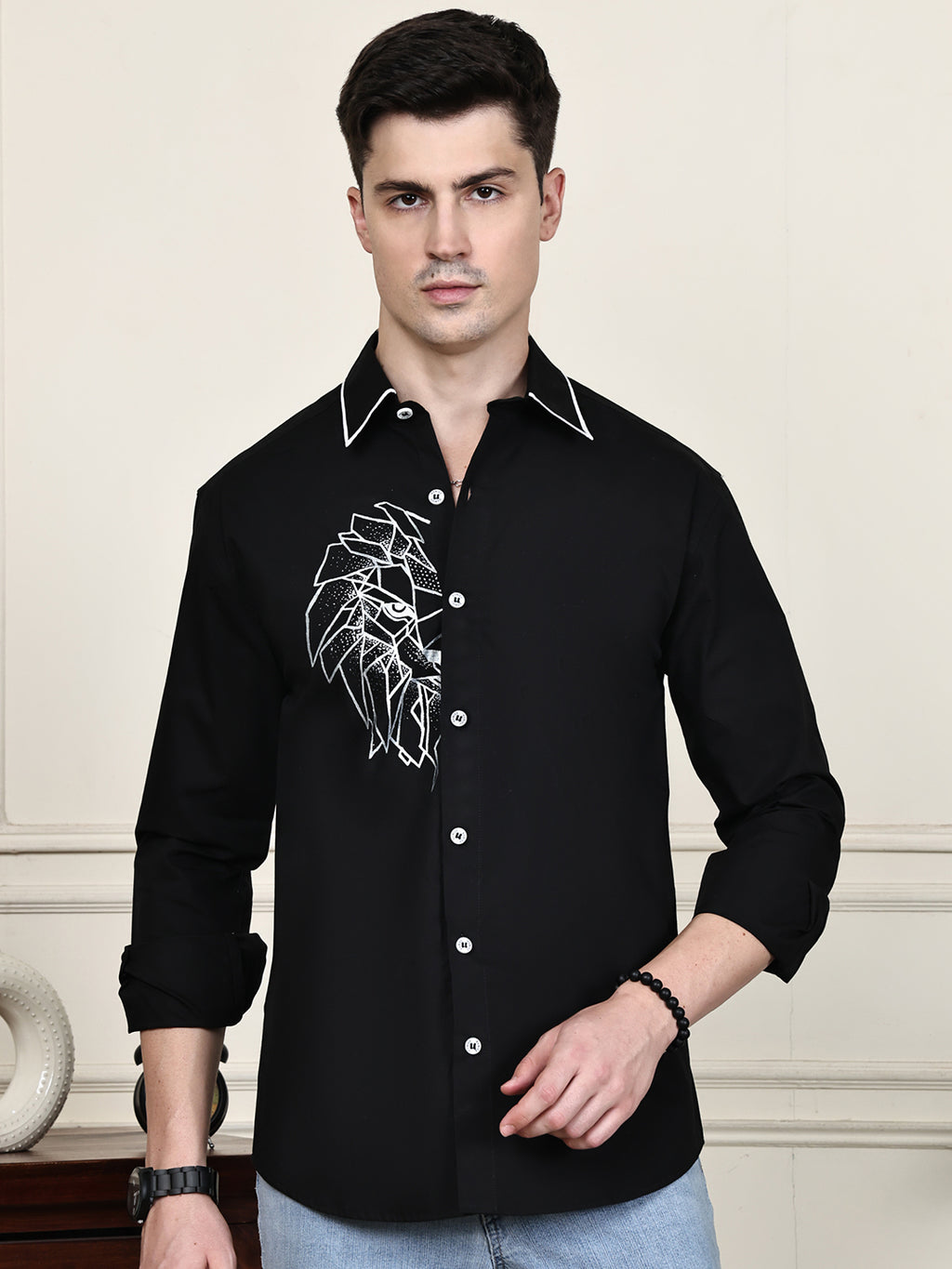 Kamizz Black Lion — Hand-Painted Edition