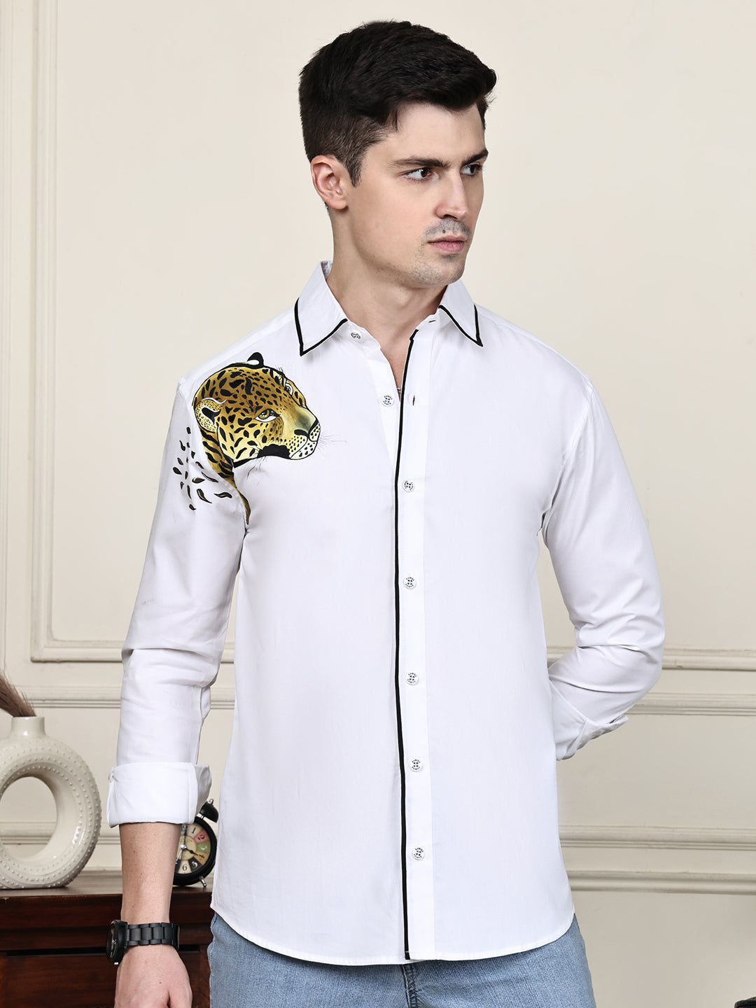 Kamizz White Leopard — Hand-Painted Edition