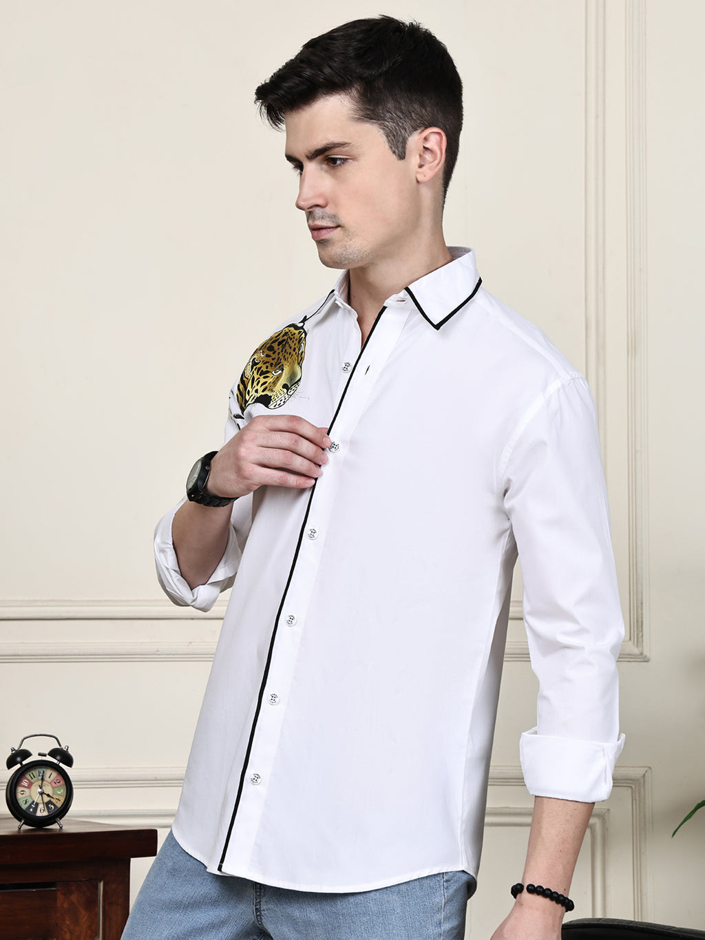 Kamizz White Leopard — Hand-Painted Edition