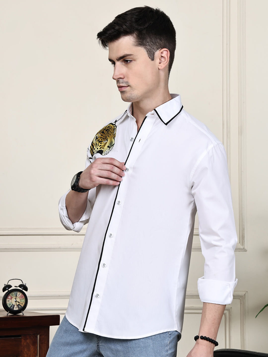 Kamizz White Leopard — Hand-Painted Edition