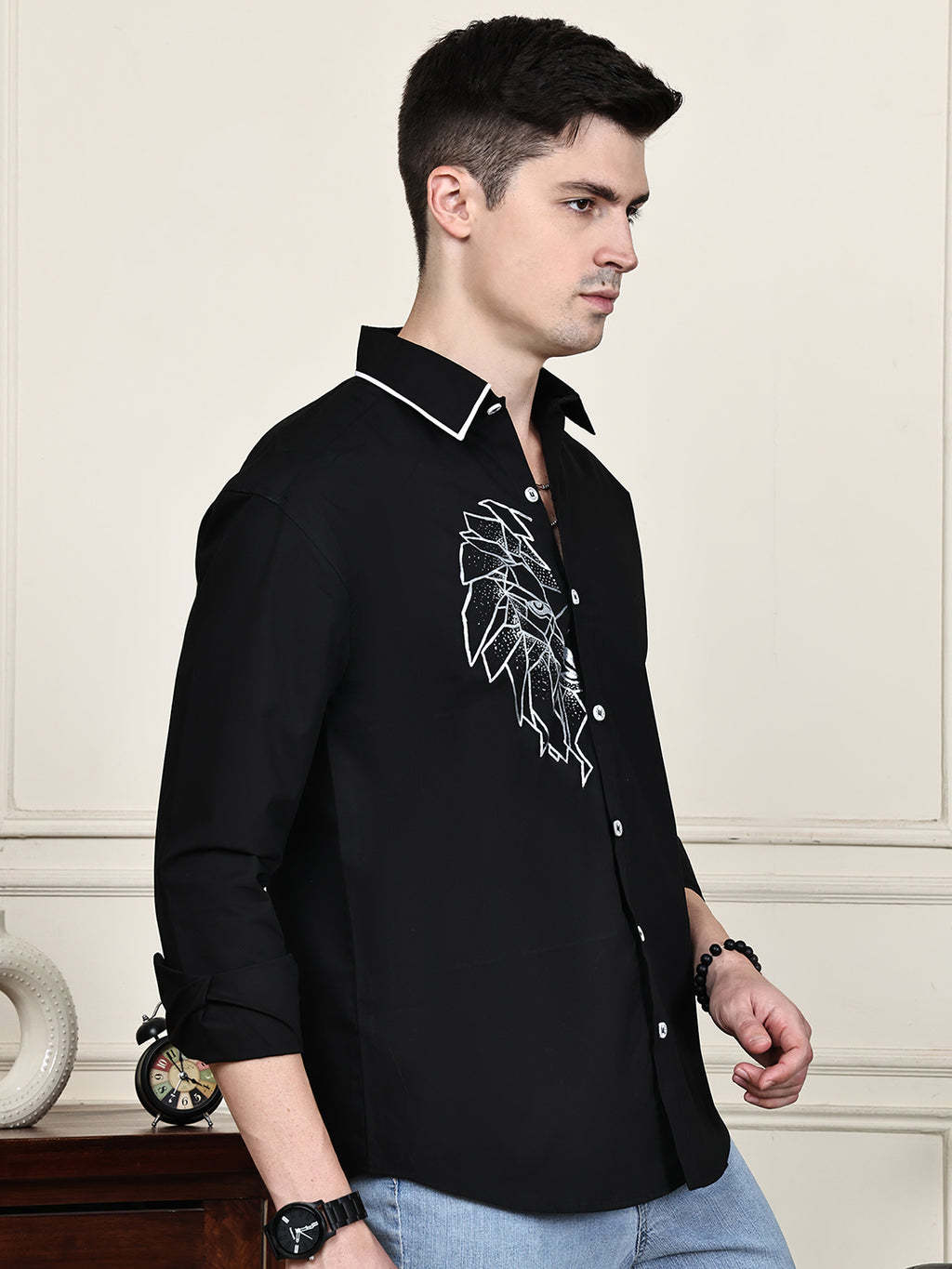 Kamizz Black Lion — Hand-Painted Edition