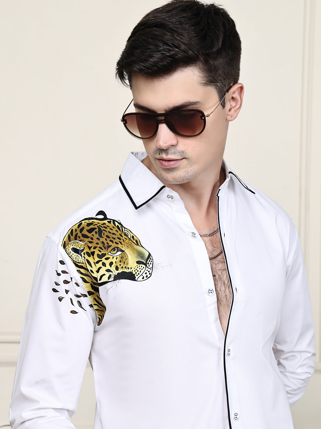 Kamizz White Leopard — Hand-Painted Edition