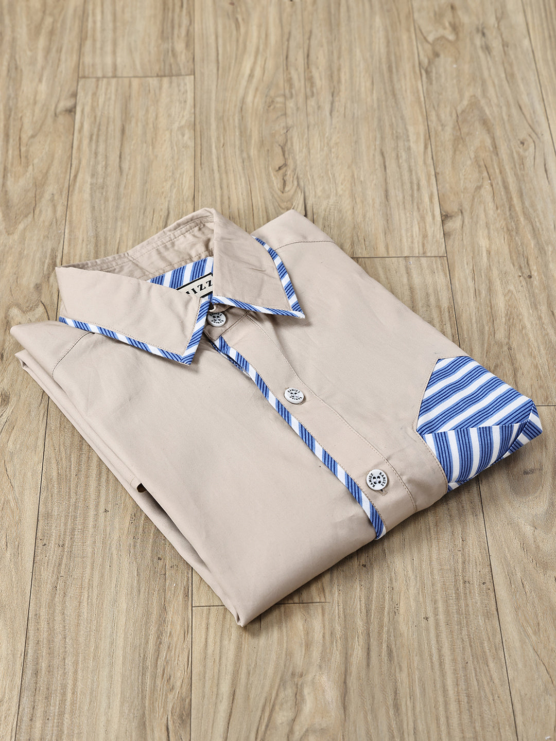 Kamizz Sand Blue Accent